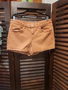 Universal Thread Peach/Tan Denim Shorts